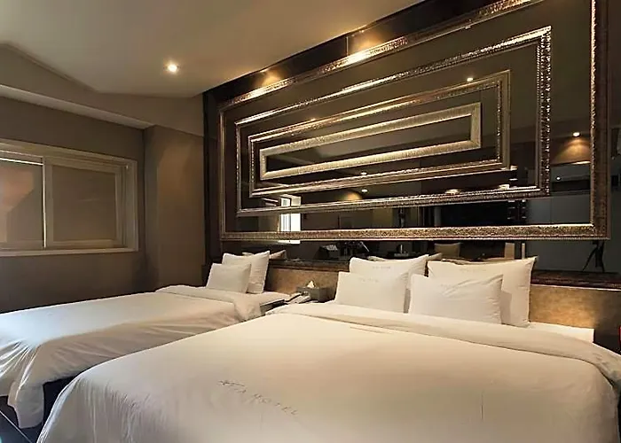 Hotel The Way 2*